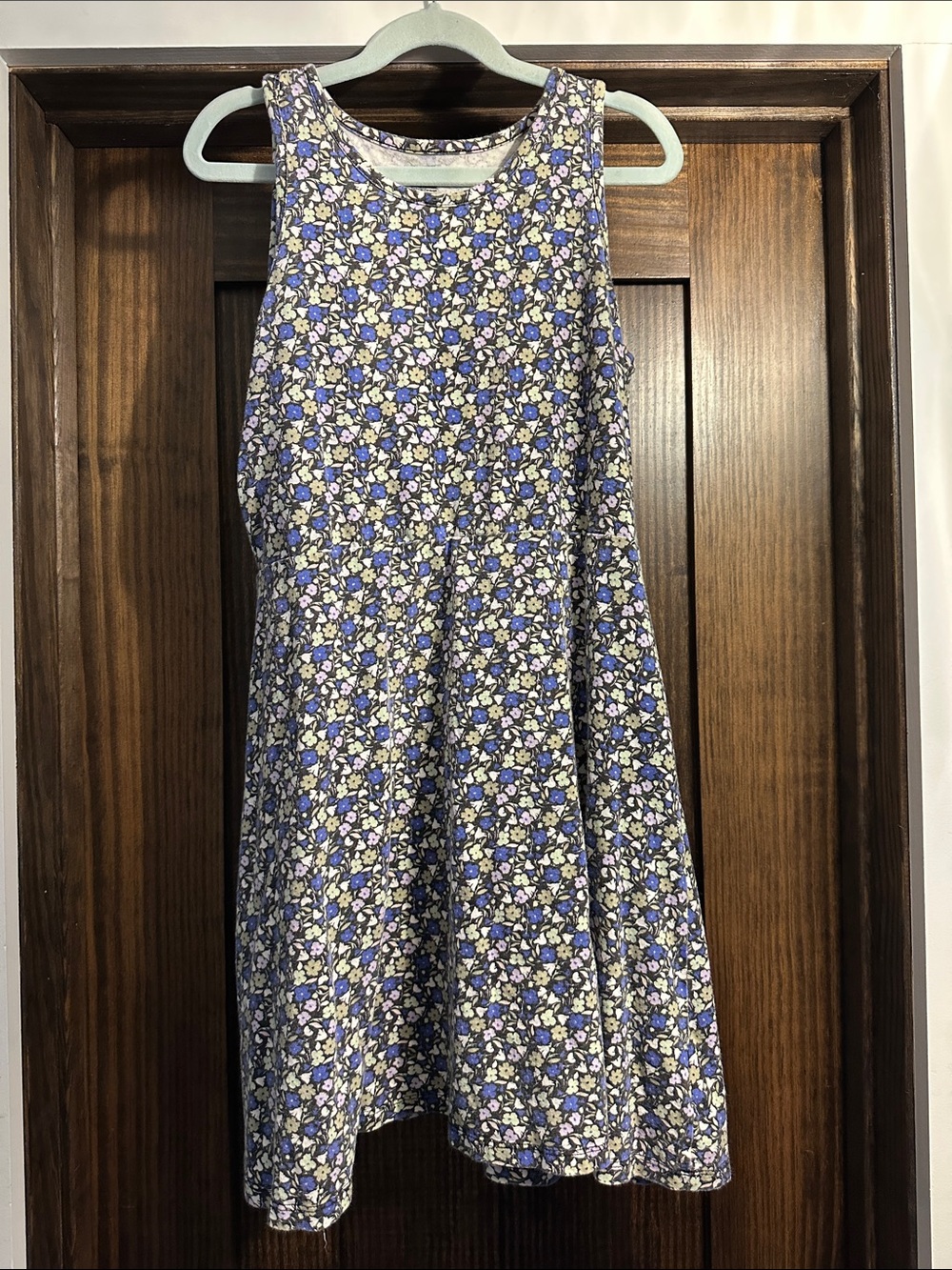 Amazon Essentials Girls' Blue and White Floral Tank Dress CL (12)